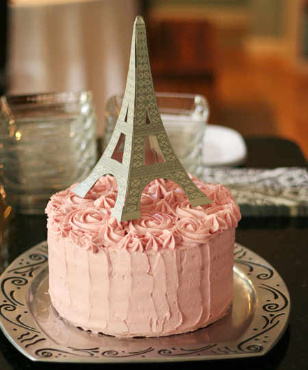 Fiesta parÃs en primavera lacelebracion.com Como decorar centros de mesa con torres ifel para quinceaños