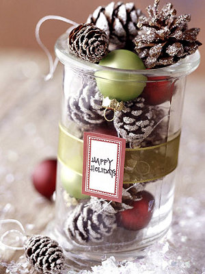 adornos de navidad en frascos y jarrones de vidrio