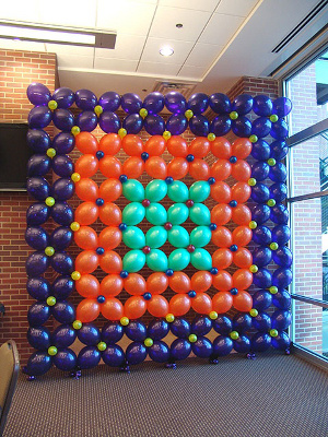 Limpiamente auxiliar reforma Decora tu fiesta con paredes de globos - LaCelebracion.com